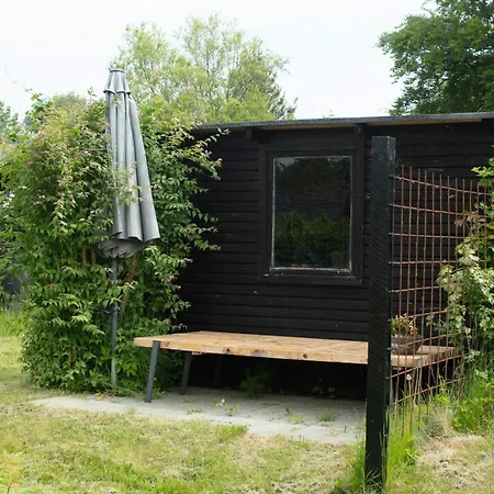 Feriehus Calm In Modern House Near Water *