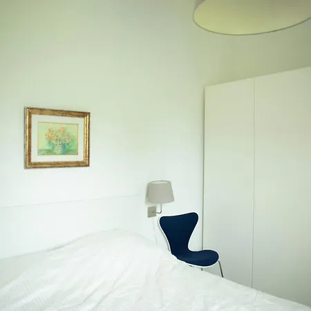 Feriehus Calm In Modern House Near Water *