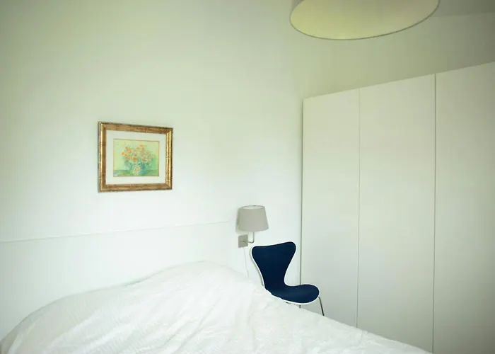 Feriehus Calm In Modern House Near Water *