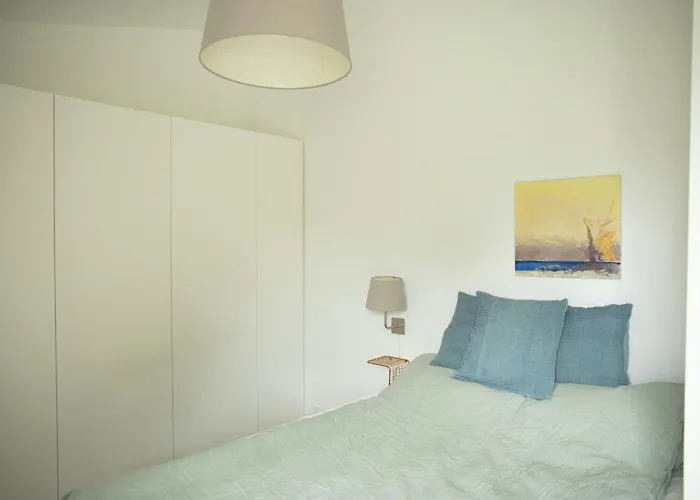 Calm In Modern House Near Water