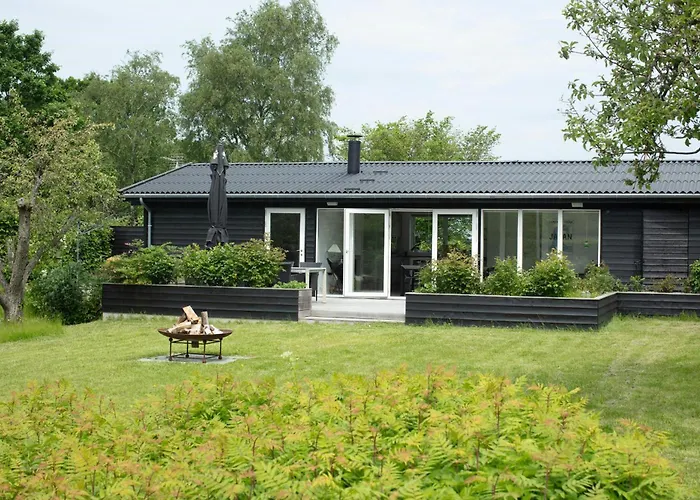 Calm In Modern House Near Water Vejby