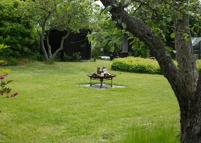 Calm In Modern House Near Water Feriehus Vejby